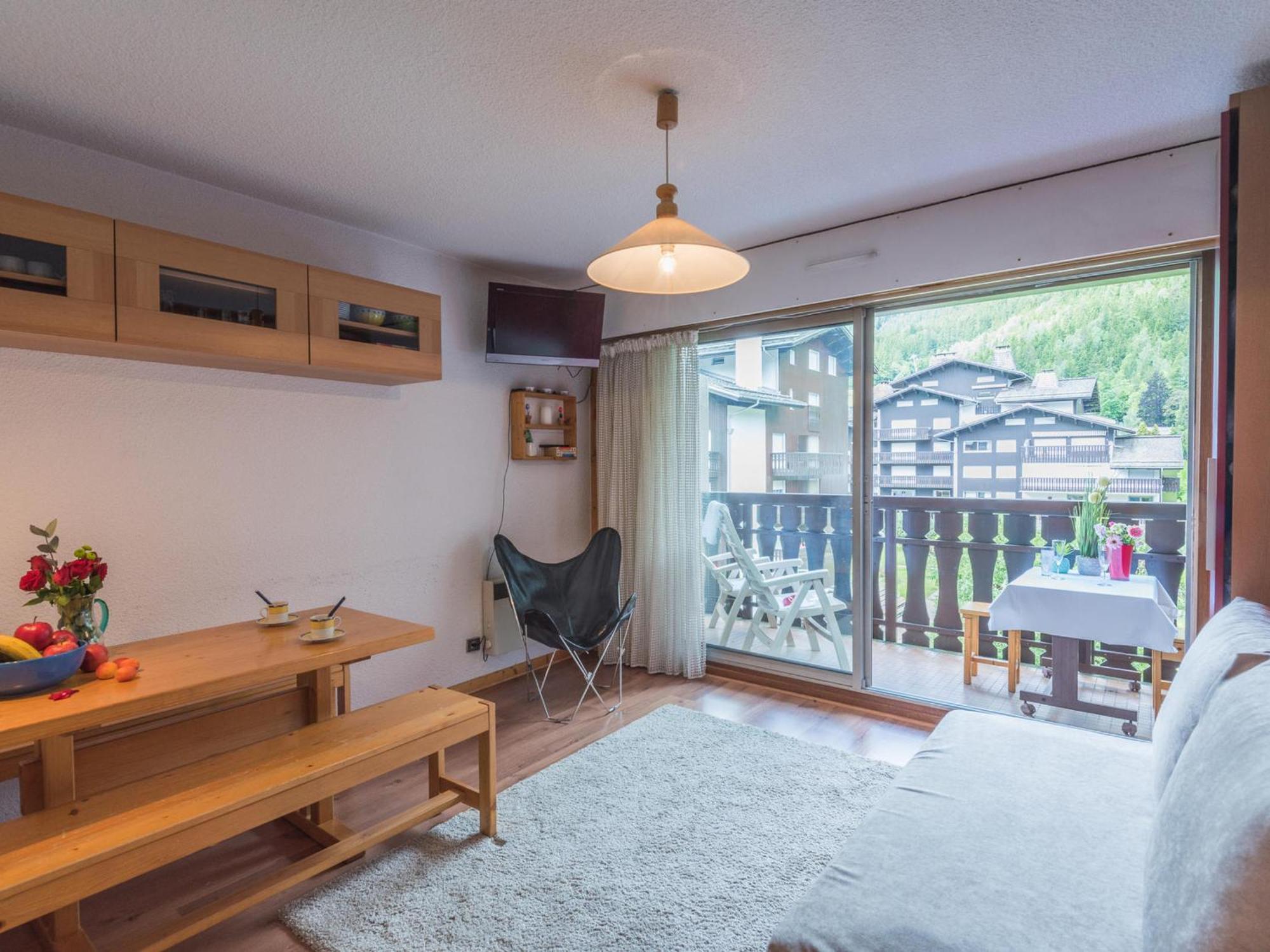 Apartment Chamonix, 4 Pers, Proche Pistes, Balcon, Parking, Animaux Admis - Fr-1-517-32 *